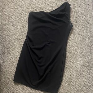 Elegant Black One-Shoulder Dress